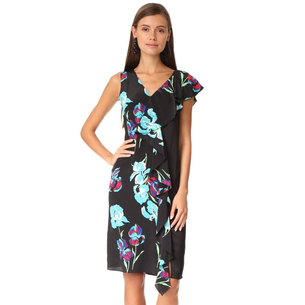 Diane Von Furstenberg Floral Silk Knee Length Dress in Size 0